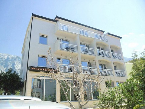 Promajna apart-penzion (2)