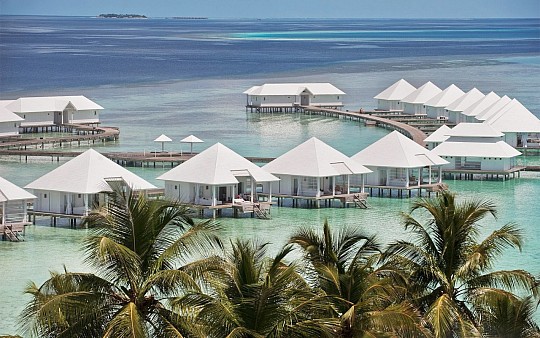 Diamonds Athuruga Maldives (5)