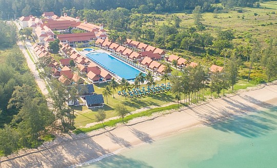 Le Menara Beachfront Villa & Resort