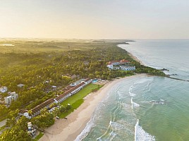 EKHO Surf Hotel