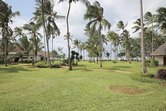 Hotel Bluebay Beach Resort (5)