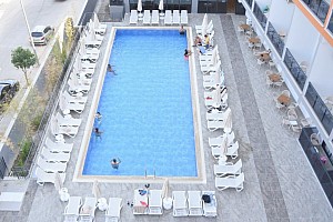 Side Golden Rock Hotel & Spa