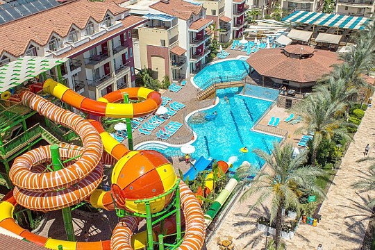 Hotel Crystal Aura Beach Resort & Spa (4)