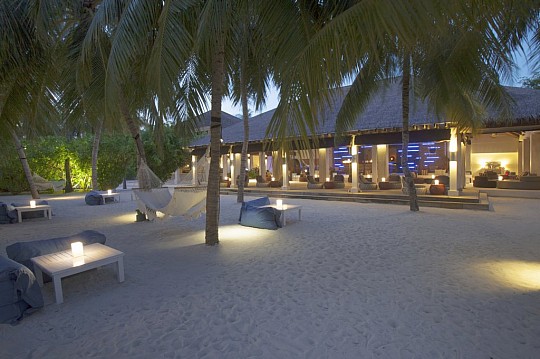 Hotel Velassaru Maldives (5)