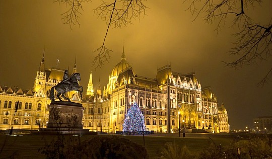 Poznávací prodloužený víkend v Budapešti s návštěvou vánočních trhů vlakem - z Bratislavy (5)