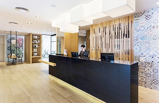 Hotel Catalonia Giralda (2)