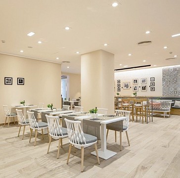 Hotel Catalonia Giralda (4)