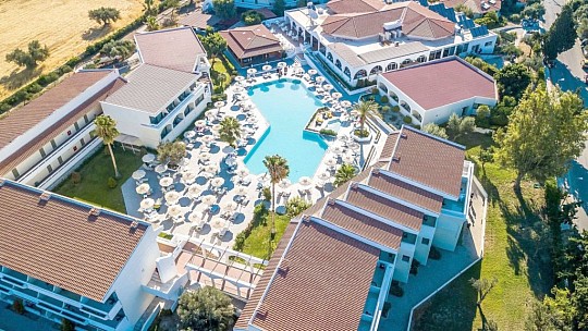 Hotel Niriides Beach (2)