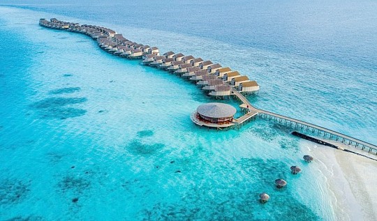 Hotel Centara Ras Fushi Resort & Spa (2)