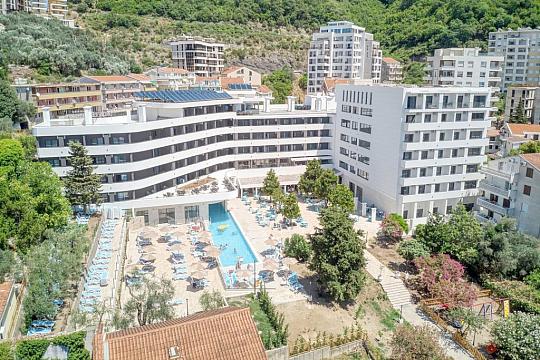 MONTENEGRINA HOTEL AND SPA