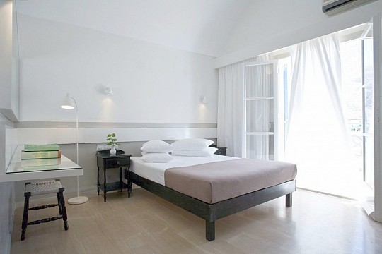 Kamari Beach Hotel (4)