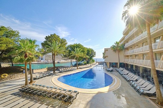Hotel Occidental Cala Vinas (2)