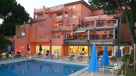 Versilia Palace Hotel (4)