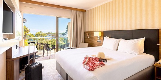 Hotel Luxotel, Cannes (2)