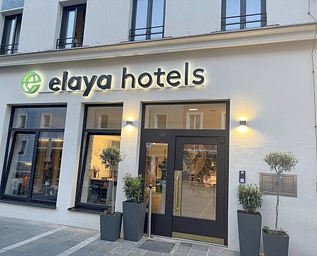 elaya hotel regensburg city center