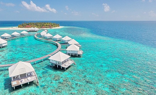 Diamonds Thudufushi Beach & Water Villas (4)