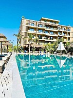 Regina Palm Resort