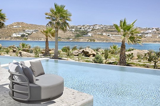 Aeonic Suites & Spa (4)