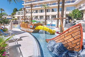 Oasis Park Splash Hotel