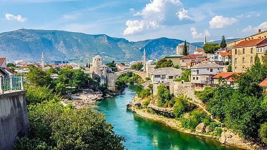 Bosna a Hercegovina - Kalifornie Evropy