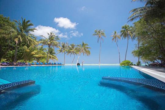 Meeru Island Resort (3)