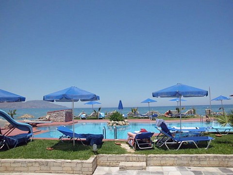 Mari Beach hotel (5)