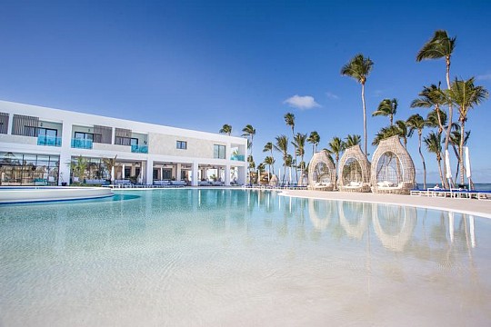 Serenade Punta Cana Beach & Spa Resort (2)