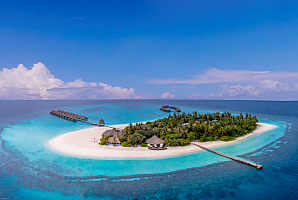 Angaga Island Resort & Spa
