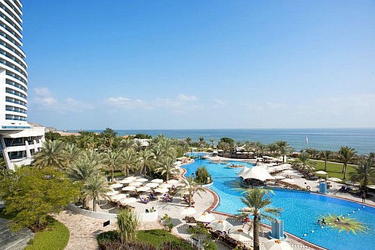 Le Méridien Al Aqah Beach Resort (3)
