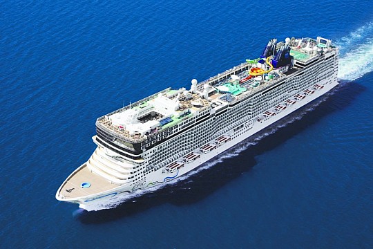 USA, Britské Panenské ostrovy, Antigua a Barbuda, Barbados, Svatá Lucie, Svatý Martin ze San Juanu na lodi Norwegian Epic