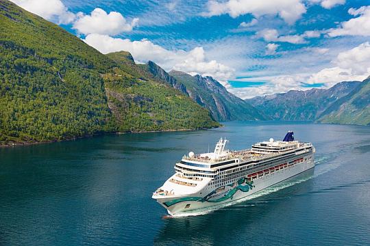 USA, Kanada na lodi Norwegian Jade (2)