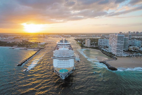 USA, Svatý Martin, Bahamy z Miami na lodi Symphony of the Seas