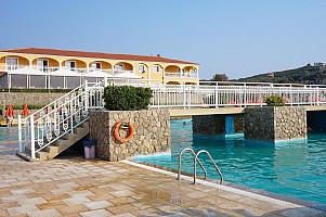 Athina Hotel San Stefanos