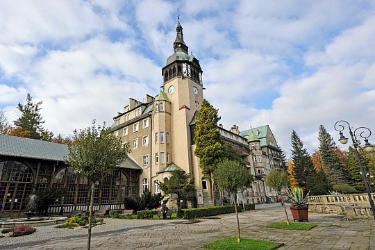 Dom Zdrojowy: Lázeňský pobyt od 3 nocí (4)