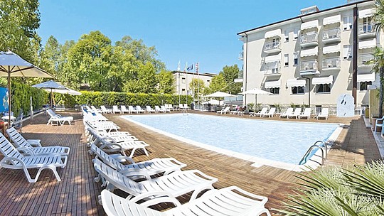 Hotel St. Moritz: Pobyt s plnou penzí s nápoji 4 noci