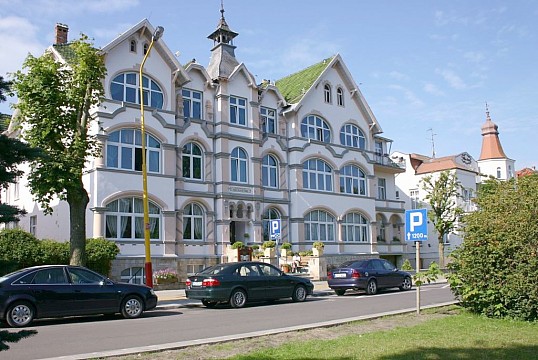 Lázeňský dům Senator: Pobyt s polopenzí 7 nocí (3)