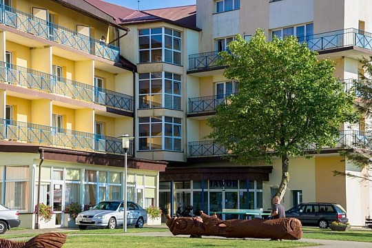 Hotel NAT Sarbinowo (Jawor): Seniorský pobyt s plnou penzí