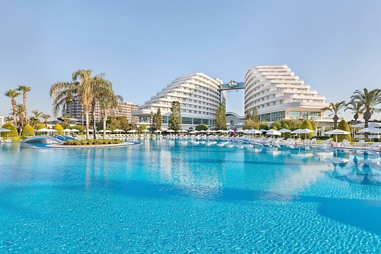 Miracle Resort Hotel (2)