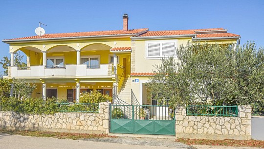 Apartmány 1355-3049 (Riviéra Zadar)