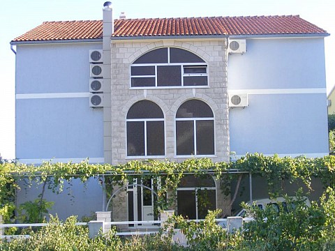 Apartmány Nena (2)