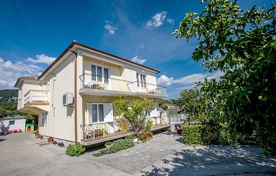 Apartmány 1321-280 (2)