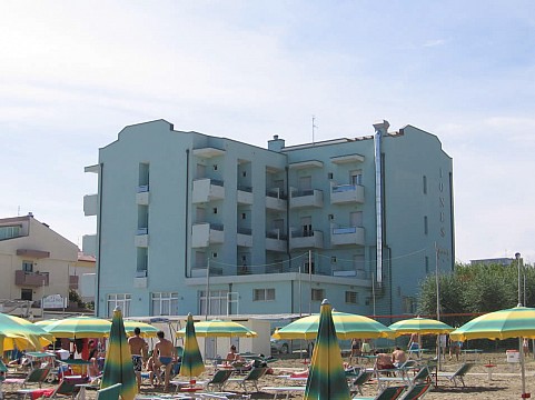 Hotel Iones