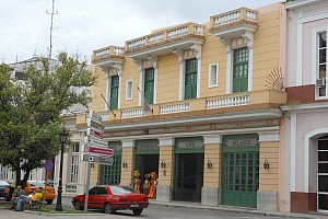 E Velasco Hotel