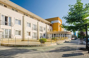 Hunguest Apollo Hotel