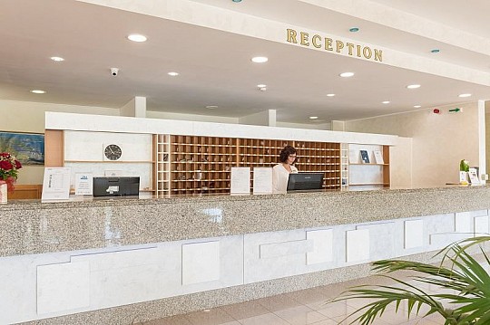 Hotelski kompleks Maslinica - Hotel Hedera (4)