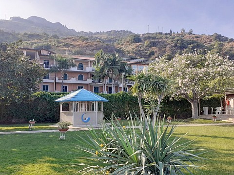 Hotel Caparena & Wellness Club