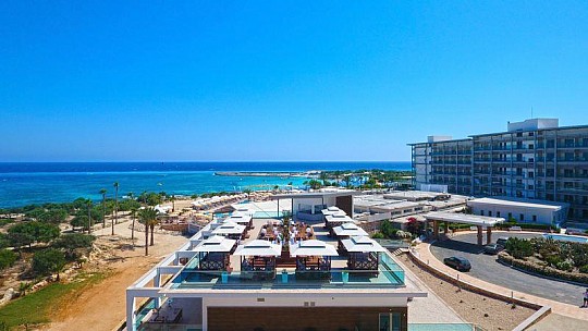 Asterias Beach Hotel (2)