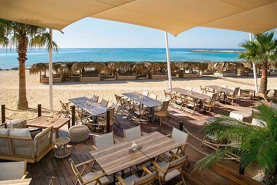 Asterias Beach Hotel (5)