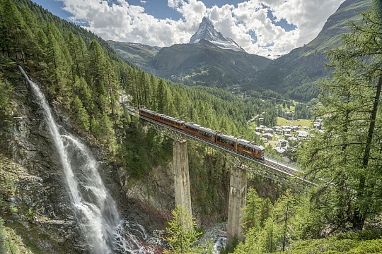 Švýcarské velehory vlakem (4)