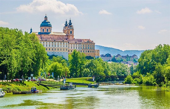 Česko a Rakúsko - brehmi Dunaja a Vltavy (4)